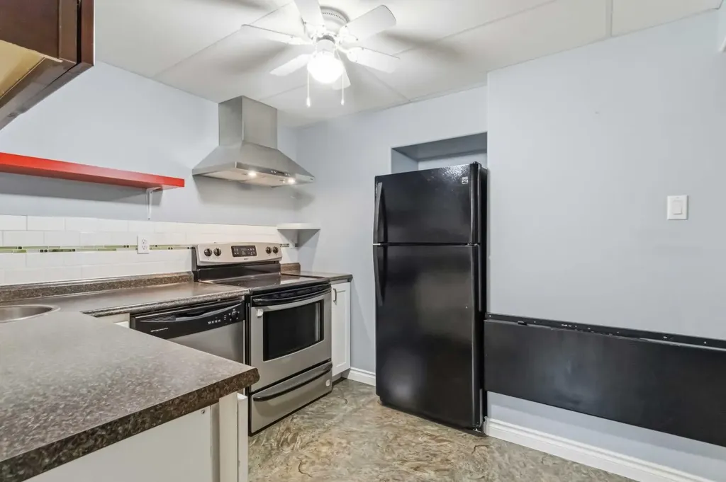 108 Ermine Crescent Fort Mcmurray AB T9H 4M6