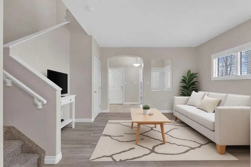 9 Ross Close Sylvan Lake AB T4S 0C8