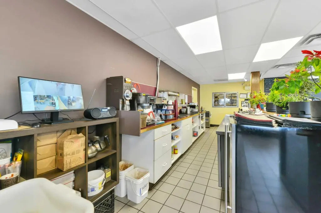 4419 45 Street Rocky Mountain House AB T4T 1P4