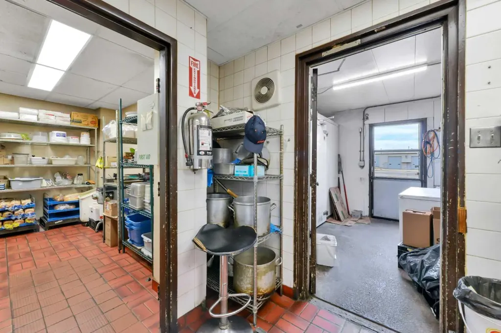 4419 45 Street Rocky Mountain House AB T4T 1P4