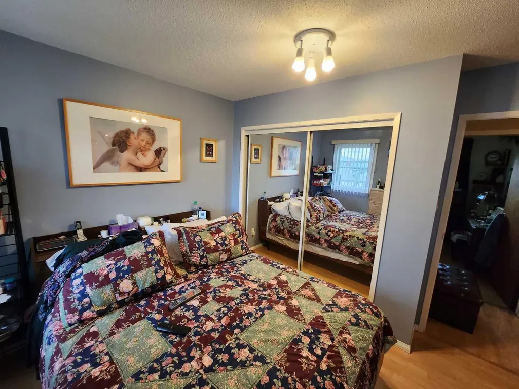 716 6 Avenue Fox Creek AB T0H 1P0