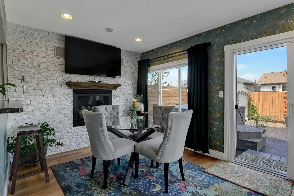 10628 119a Avenue Grande Prairie AB T8V 7N5