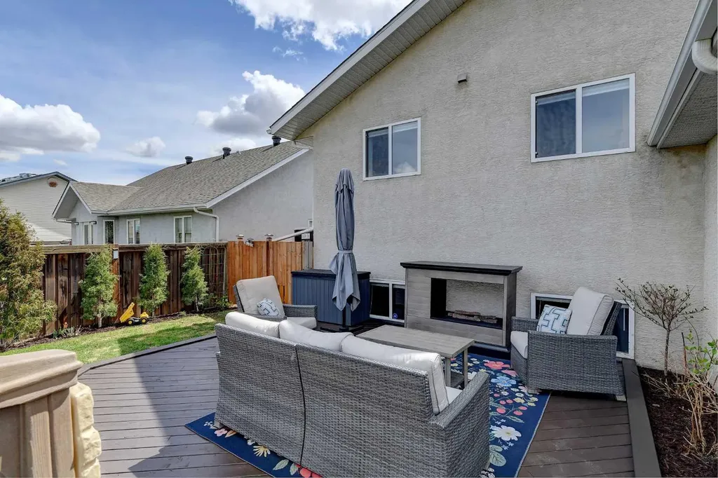 10628 119a Avenue Grande Prairie AB T8V 7N5