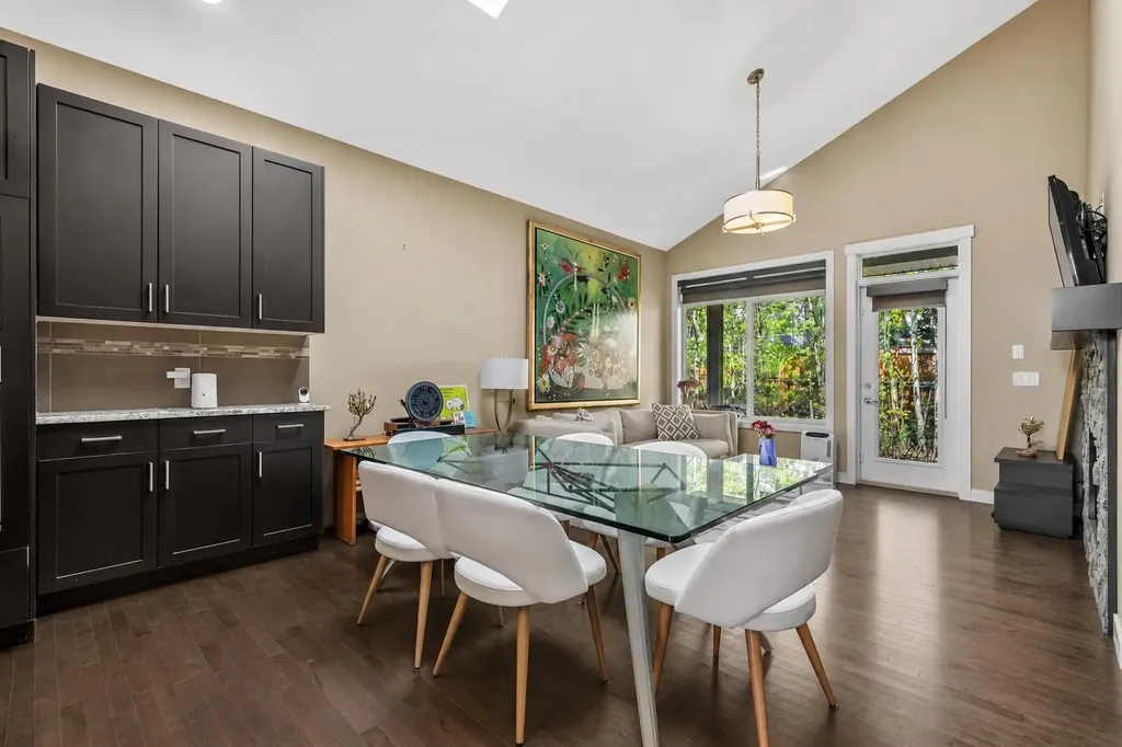 63 Cortina Villas SW Calgary AB T3H 0W8