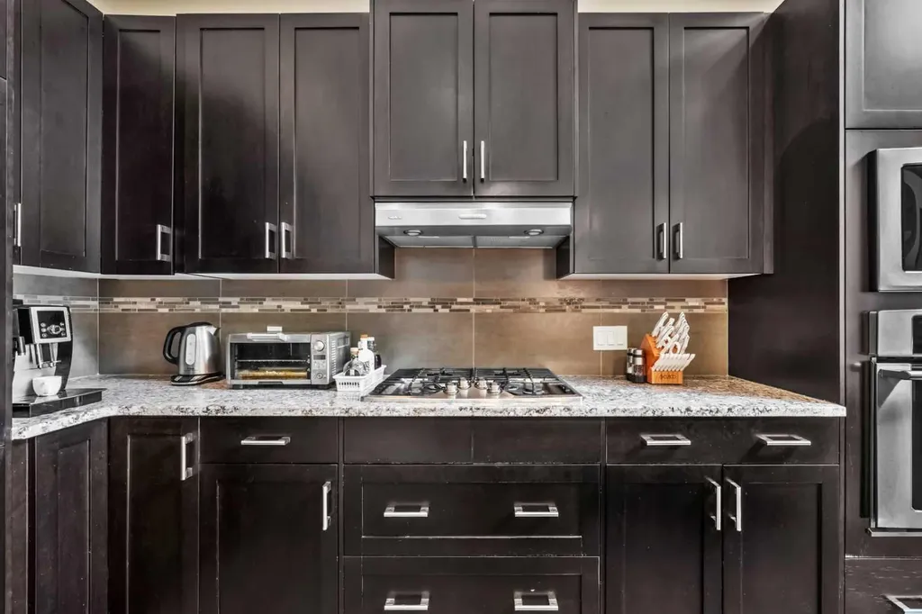 63 Cortina Villas SW Calgary AB T3H 0W8