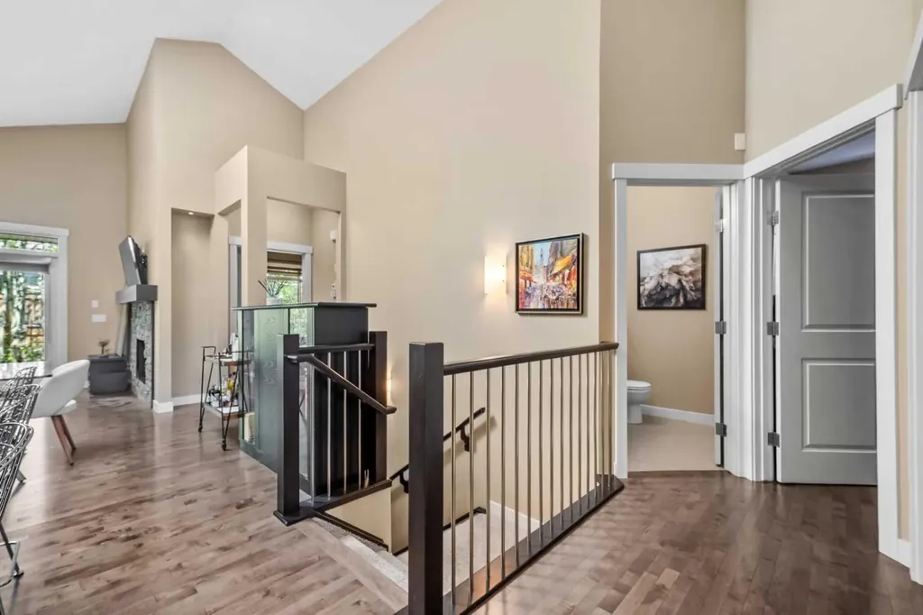 63 Cortina Villas SW Calgary AB T3H 0W8