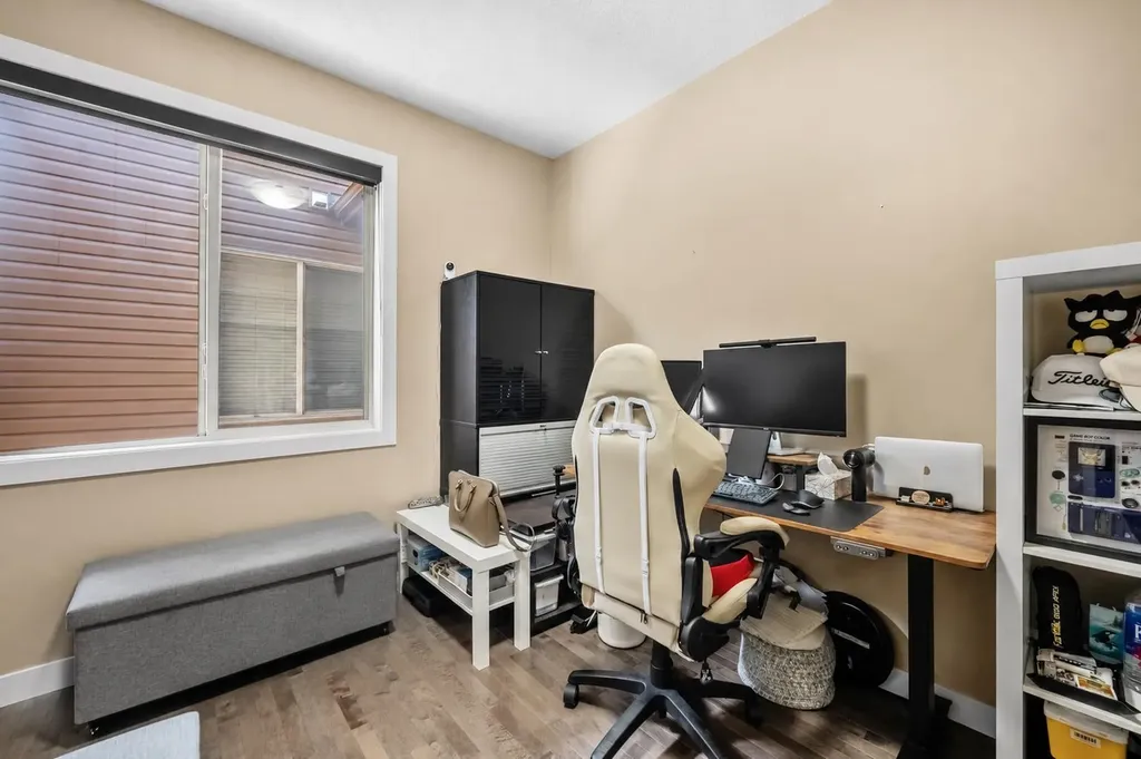 63 Cortina Villas SW Calgary AB T3H 0W8
