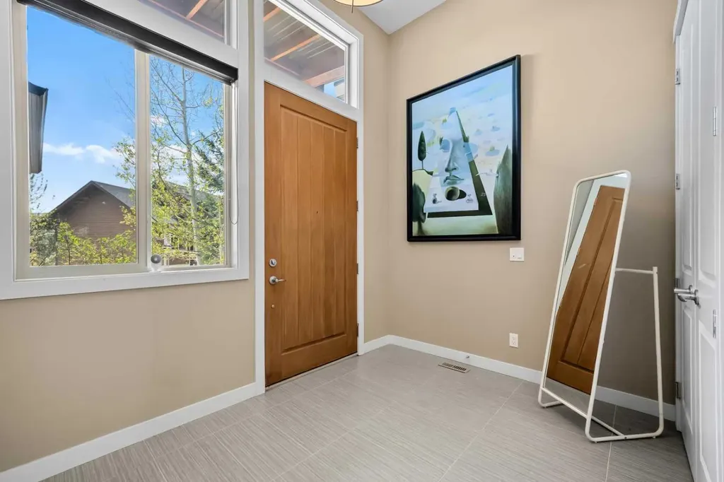 63 Cortina Villas SW Calgary AB T3H 0W8