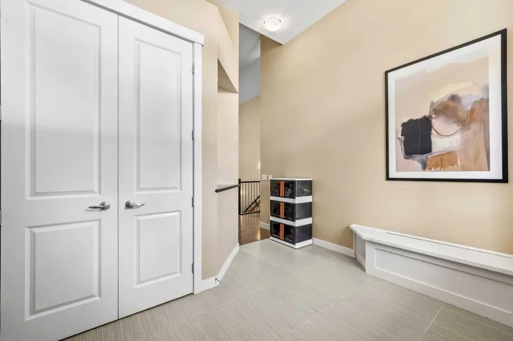 63 Cortina Villas SW Calgary AB T3H 0W8