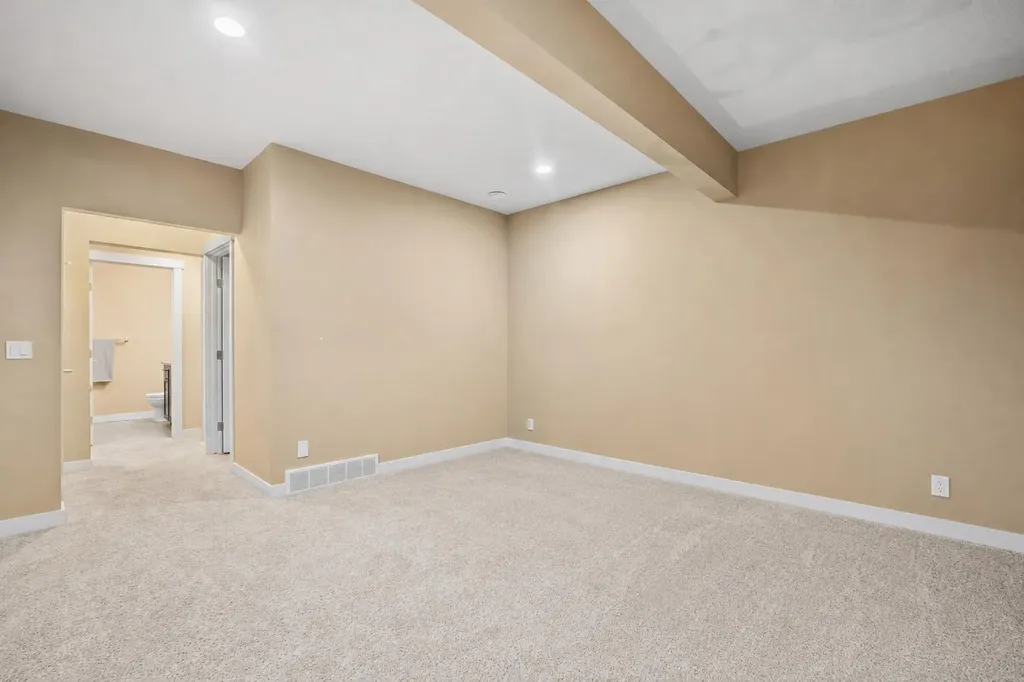 63 Cortina Villas SW Calgary AB T3H 0W8