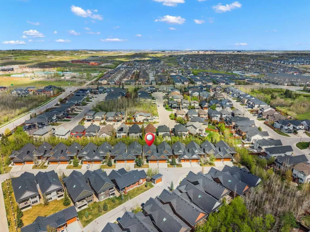 63 Cortina Villas SW Calgary AB T3H 0W8