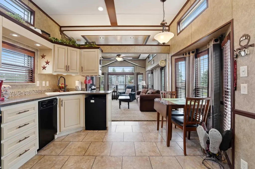 41310 Range Road 282 Rural Lacombe County AB T4L 2N3