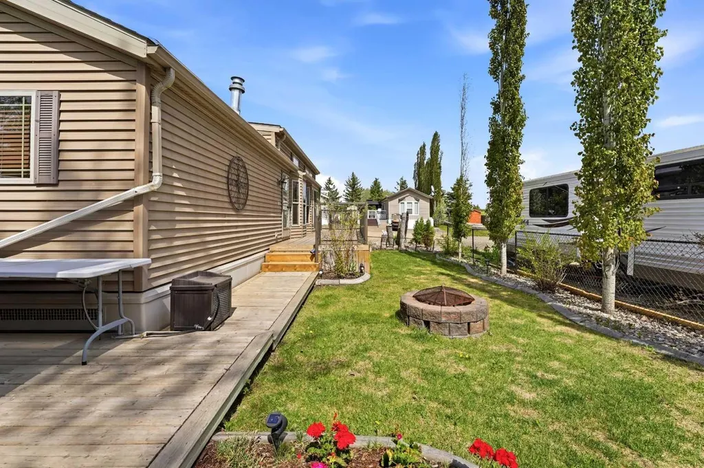 41310 Range Road 282 Rural Lacombe County AB T4L 2N3
