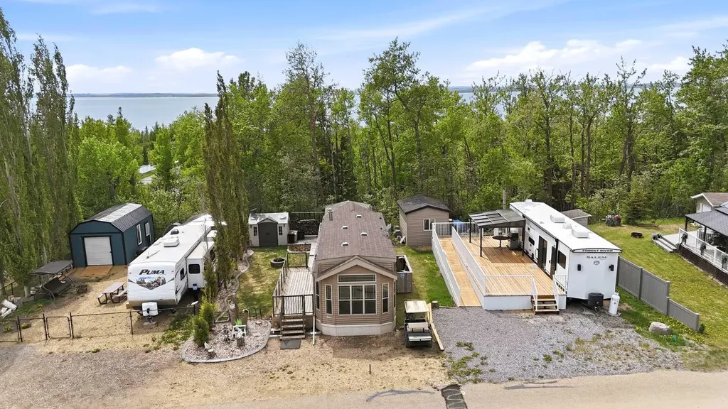 41310 Range Road 282 Rural Lacombe County AB T4L 2N3
