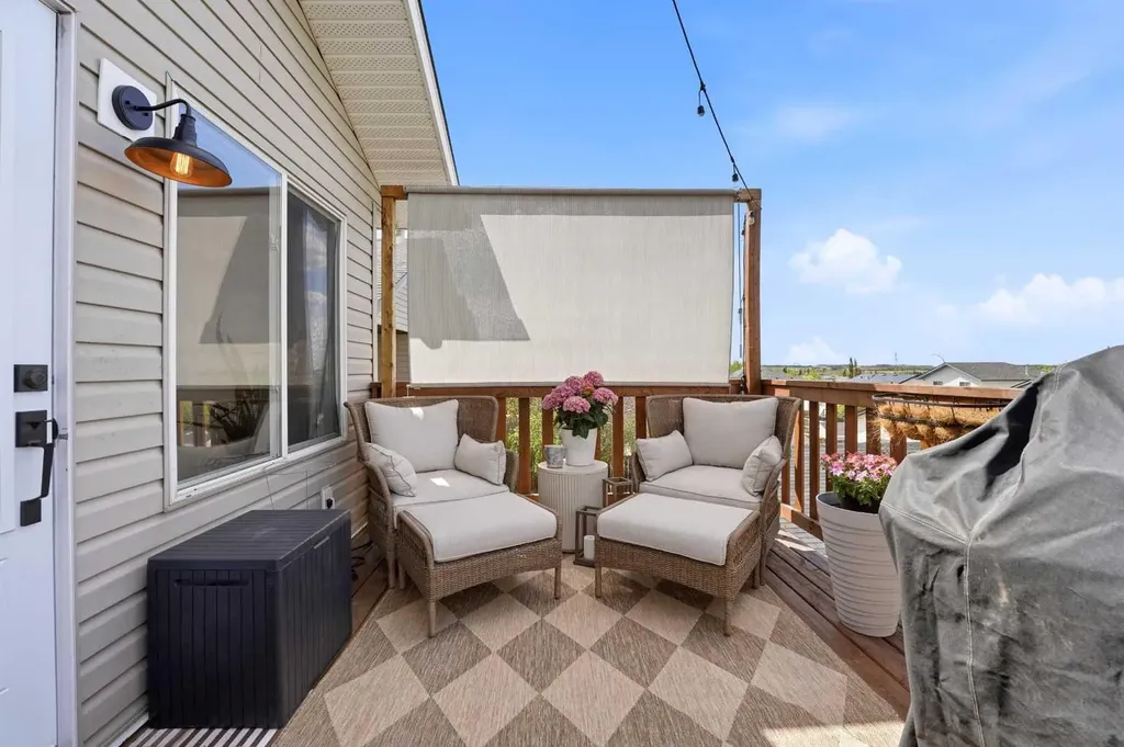 67 Lodge Place Sylvan Lake AB T4S 2N2