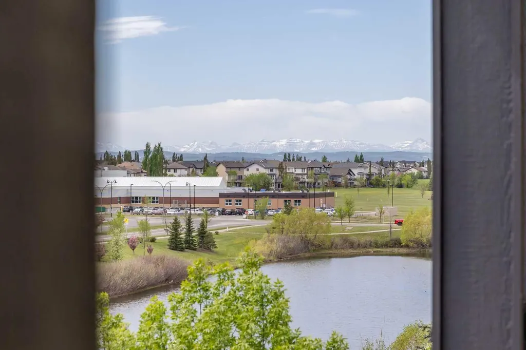 117 Copperpond Common Calgary AB T2Z5E2