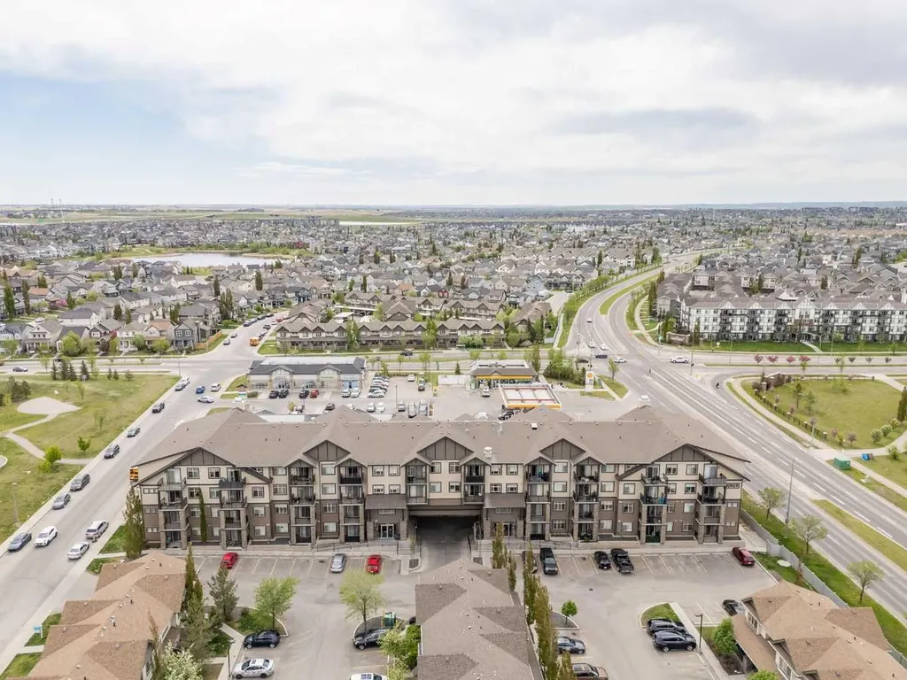 117 Copperpond Common Calgary AB T2Z5E2