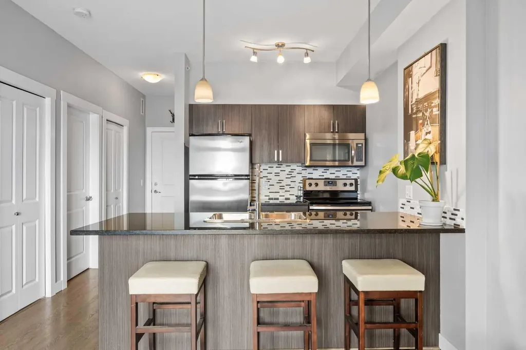 117 Copperpond Common Calgary AB T2Z5E2