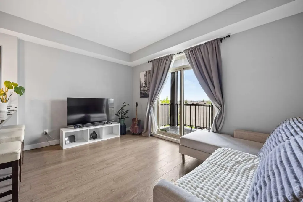 117 Copperpond Common Calgary AB T2Z5E2