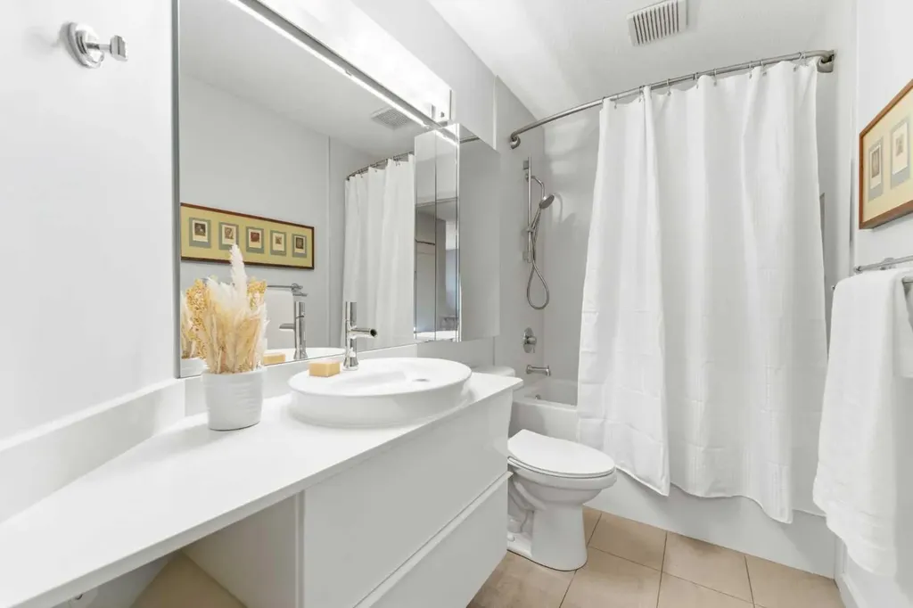6011 Signal Ridge Heights SW Calgary AB T3H 2N8