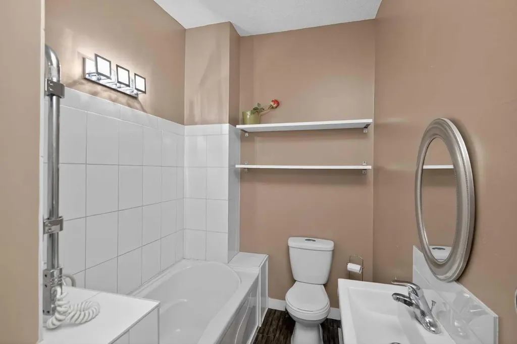 2240A 43 Street SE Calgary AB T2B 1H5