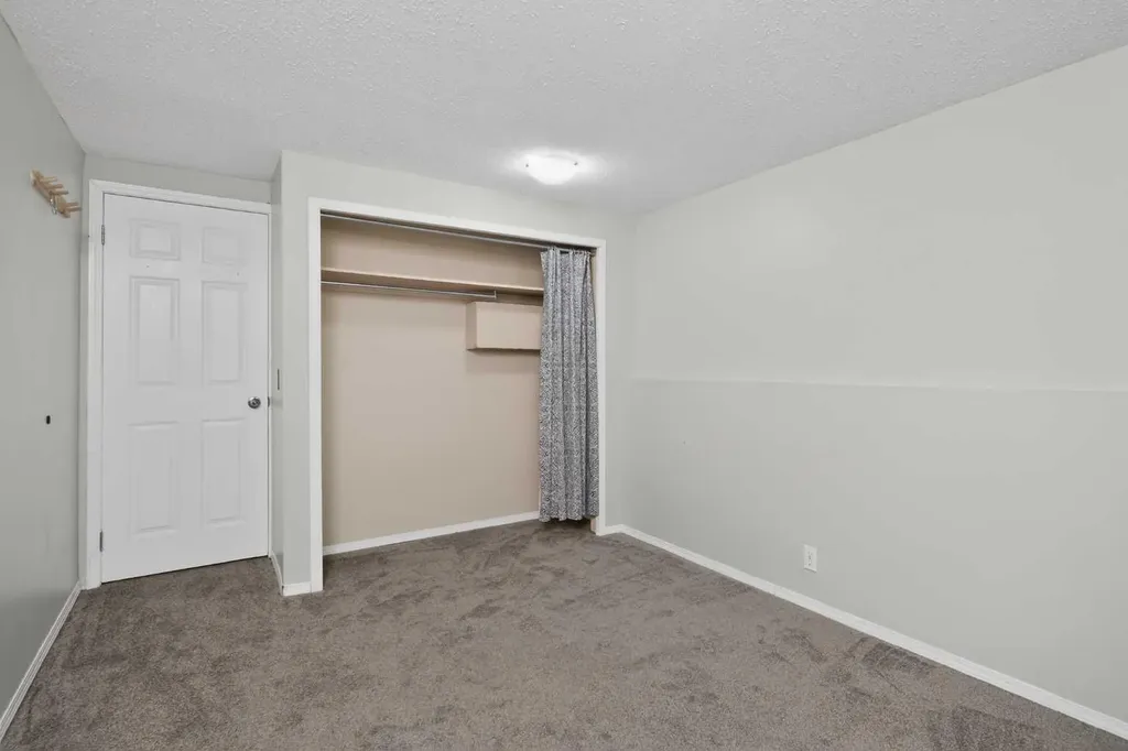 2240A 43 Street SE Calgary AB T2B 1H5