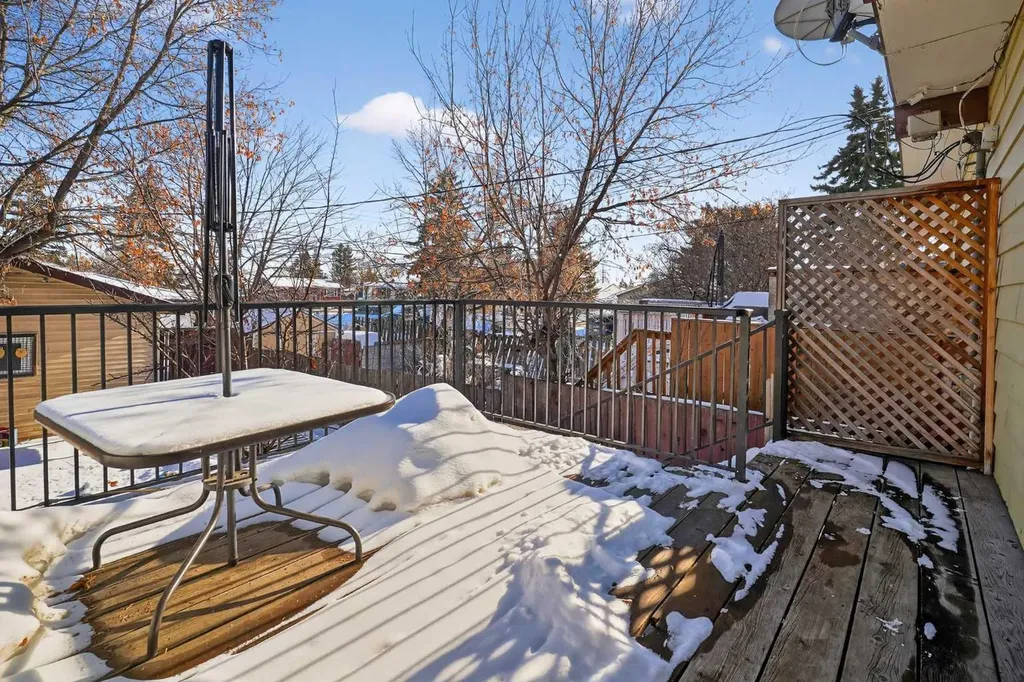 2240A 43 Street SE Calgary AB T2B 1H5