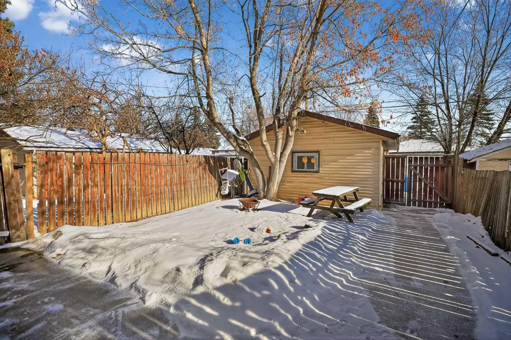 2240A 43 Street SE Calgary AB T2B 1H5