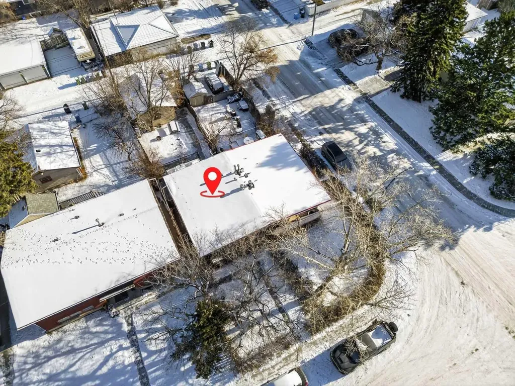 2240A 43 Street SE Calgary AB T2B 1H5