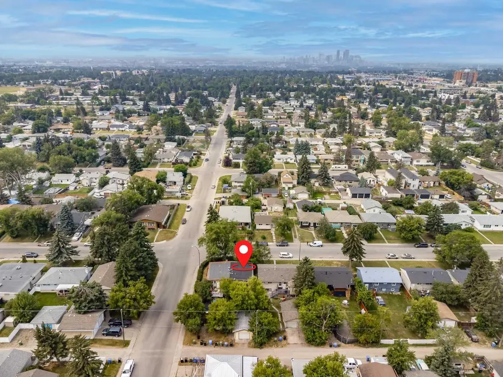2240A 43 Street SE Calgary AB T2B 1H5