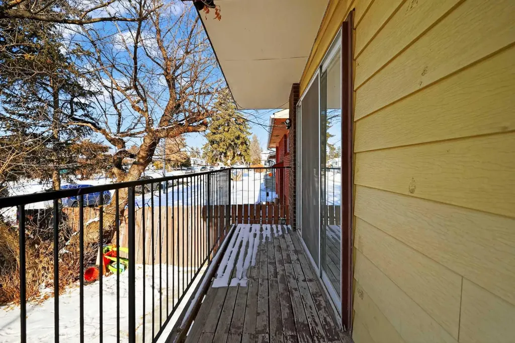 2240A 43 Street SE Calgary AB T2B 1H5