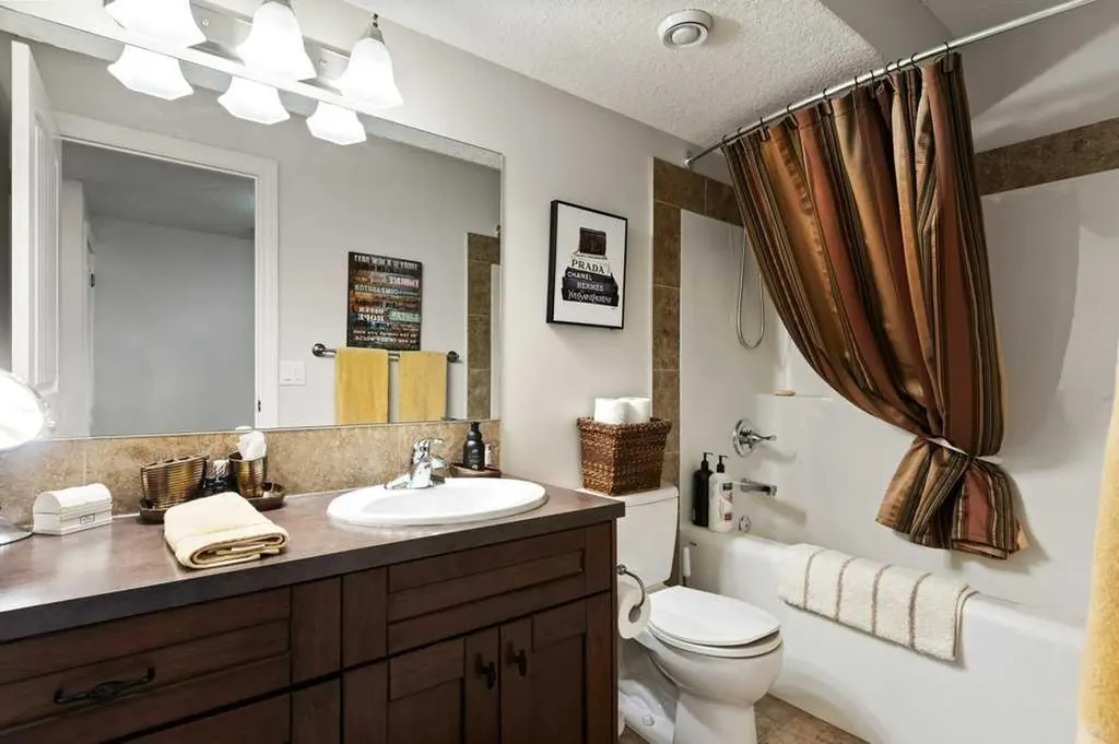 2193 High Country Rise NW High River AB T1V 0E2