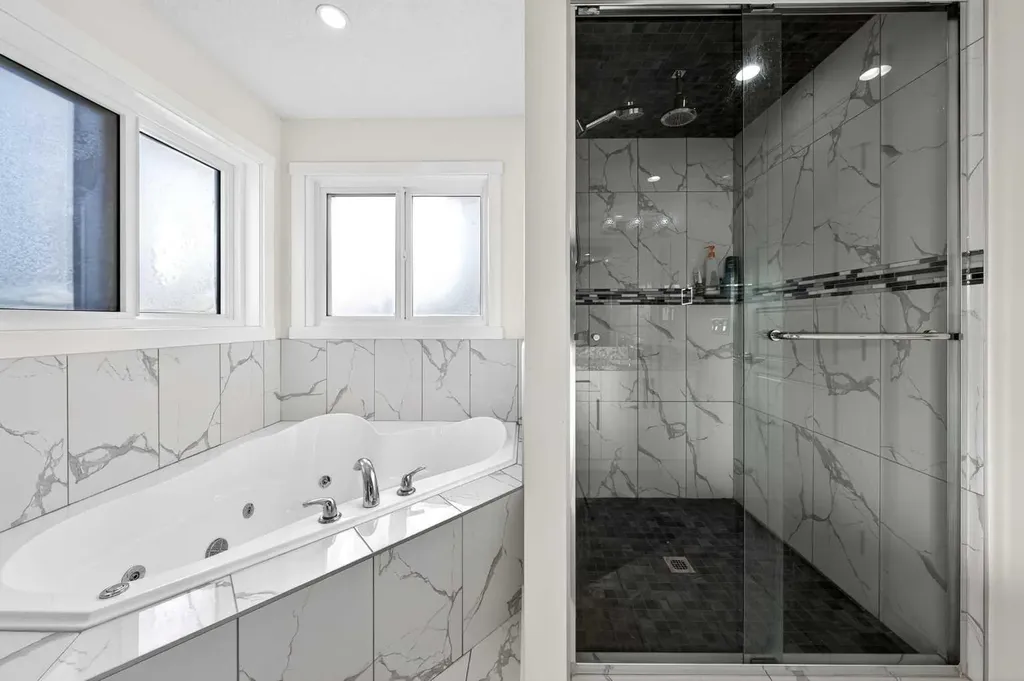 353 Nolanhurst Crescent NW Calgary AB T3R 0Z1