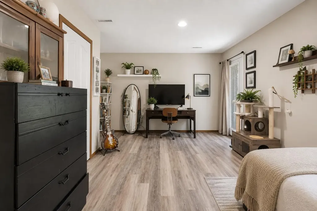 222 Anderson Grove SW Calgary AB T2W 6H7