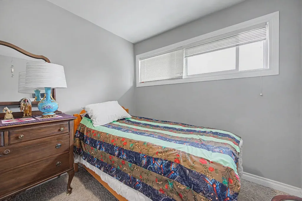 633 Regal Park NE Calgary AB T2E 0S6