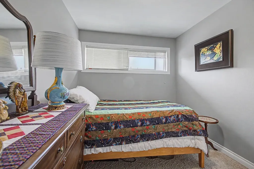 633 Regal Park NE Calgary AB T2E 0S6