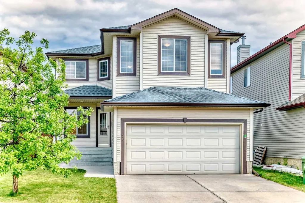 24 Evanscove Heights NW Calgary AB T3P 1G1