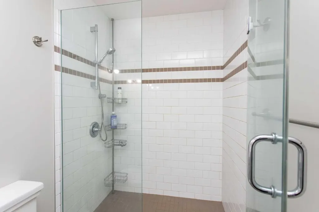 5 Henderson Close Penhold AB T0M 1R0