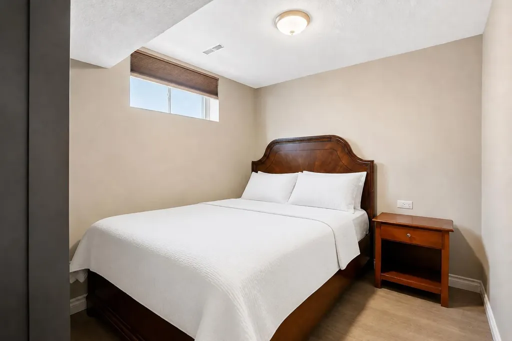 3056 32a Street SE Calgary AB T2B0T3