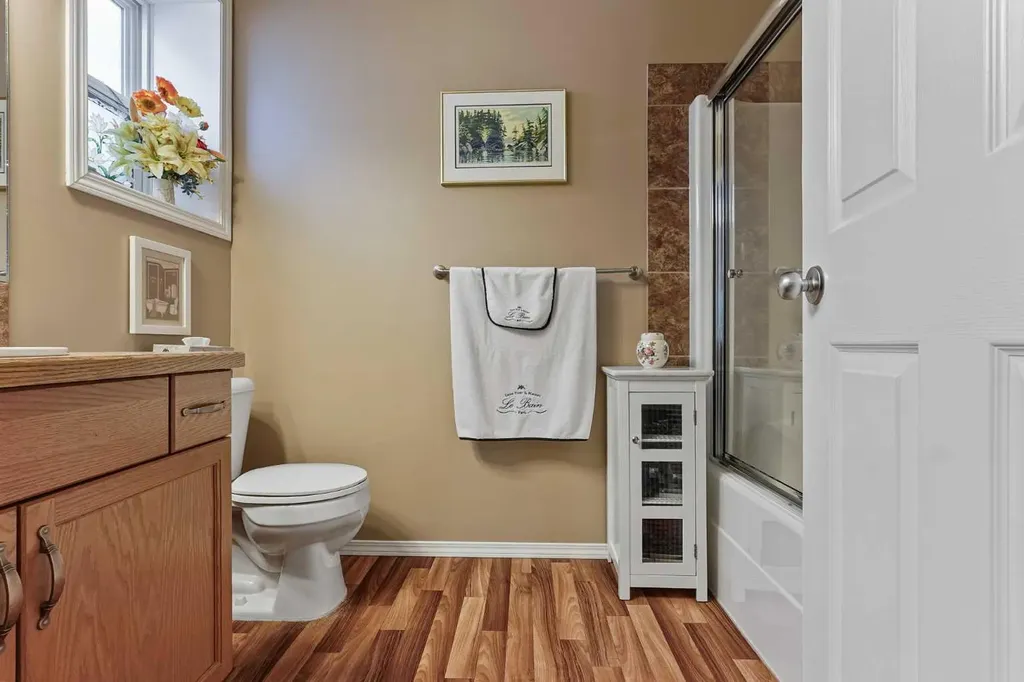 605 Sunridge Crescent W Lethbridge AB T1J 0T4