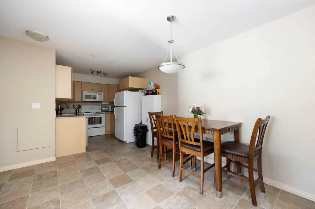 200 Lougheed Drive Fort Mcmurray AB T2P 2V6