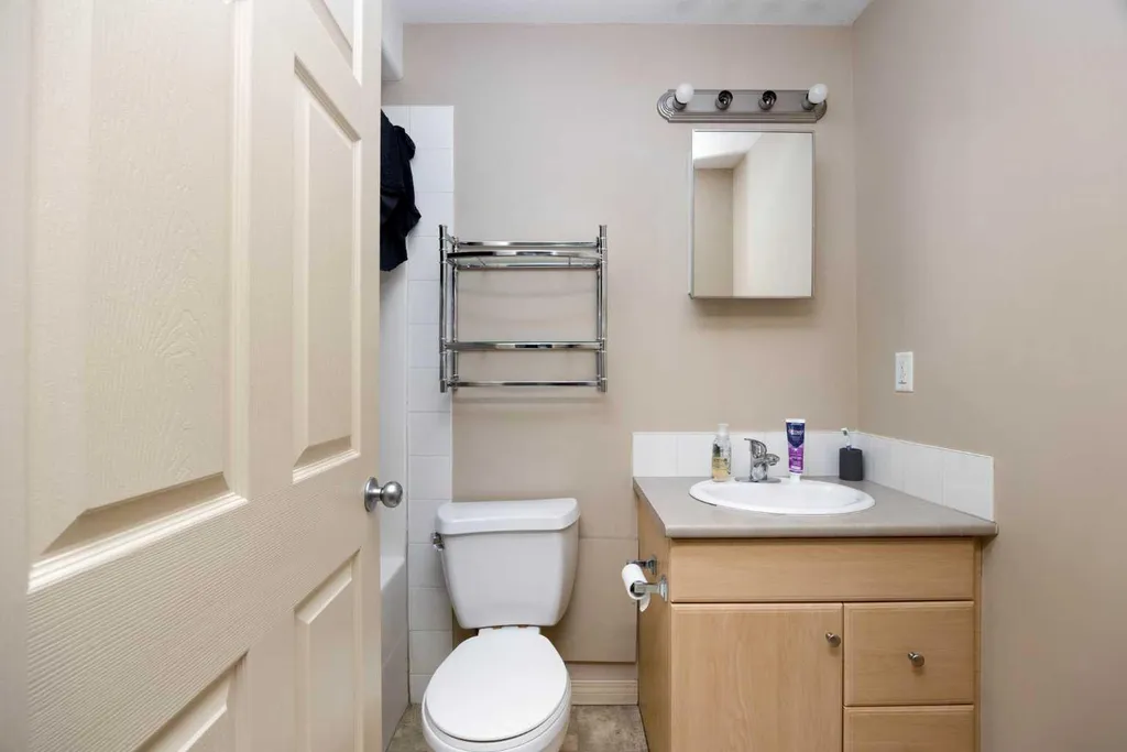 200 Lougheed Drive Fort Mcmurray AB T2P 2V6
