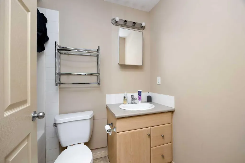 200 Lougheed Drive Fort Mcmurray AB T2P 2V6