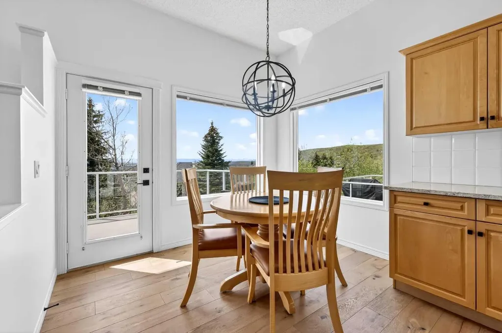 18 Eagleview Place Cochrane AB T4C 1P8
