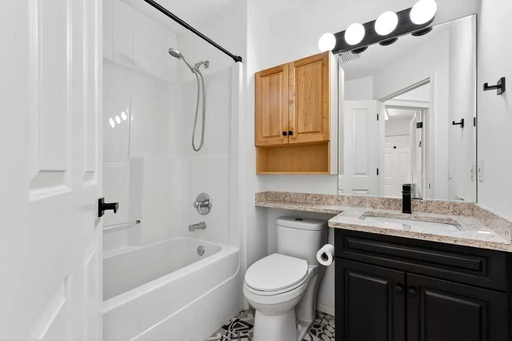18 Eagleview Place Cochrane AB T4C 1P8