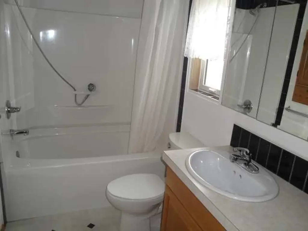2921 29 Street S Lethbridge AB T1K 6S7