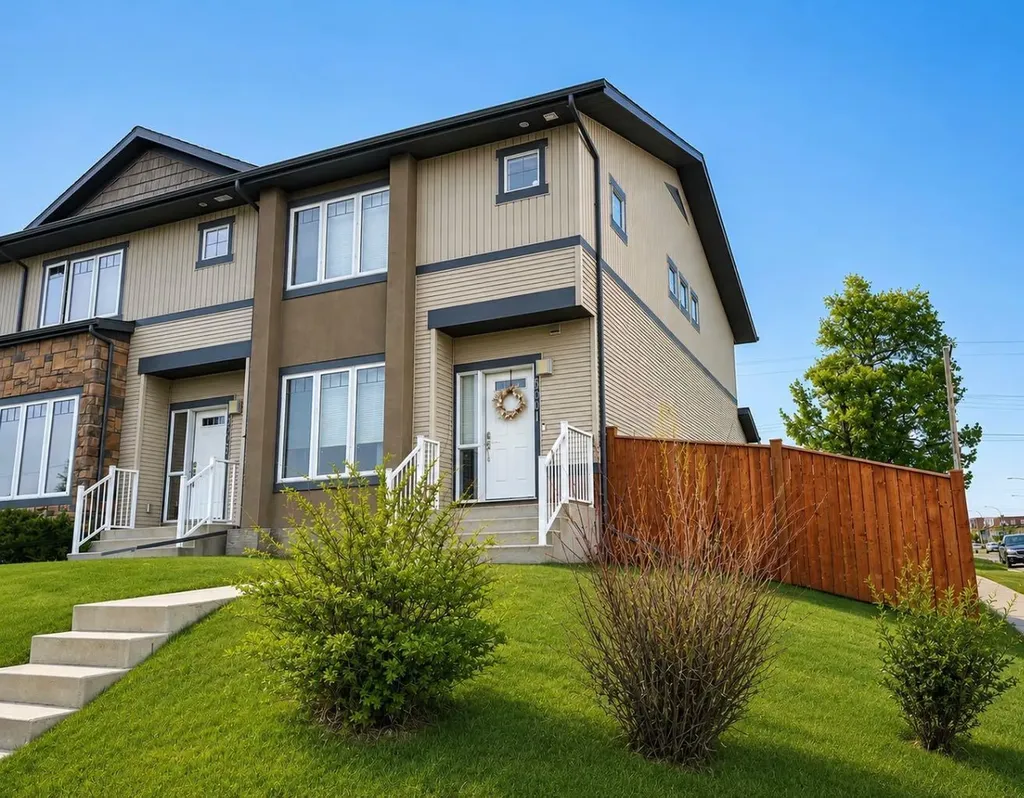 5001 54 Street Rocky Mountain House AB T4T 1E7