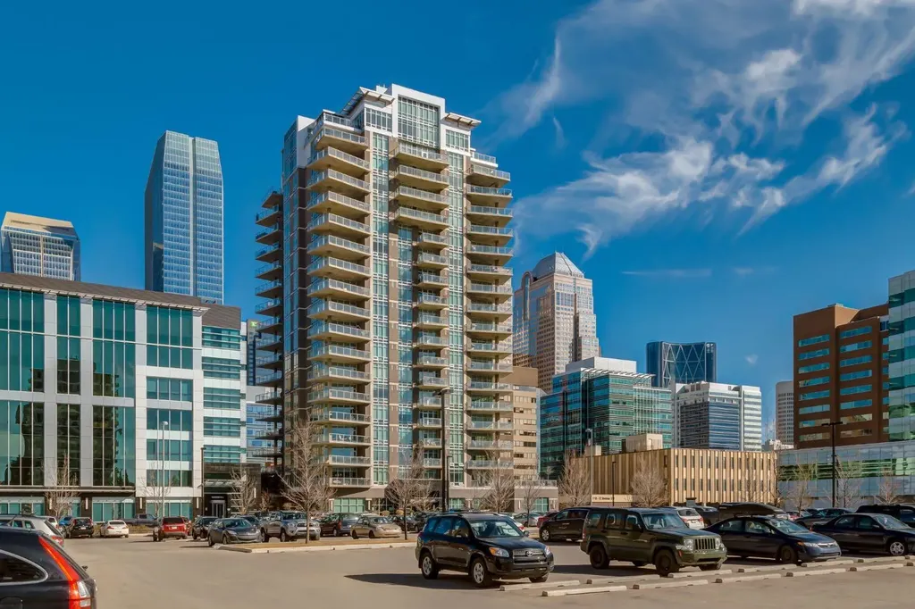 530 12 Avenue SW Calgary AB T2R 0B1