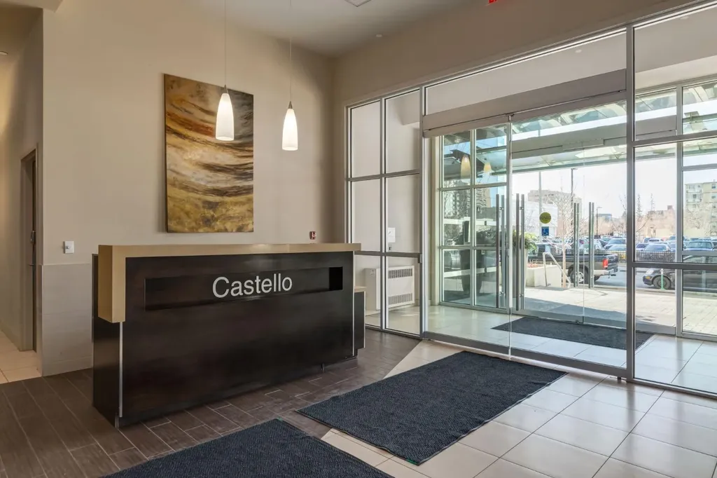 530 12 Avenue SW Calgary AB T2R 0B1