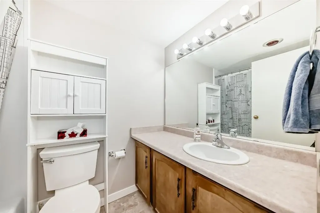 8948 Elbow Drive SW Calgary AB T2V 0H9